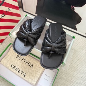 보테가베네타 남여공용 슬리퍼 B67389-2 2026/신상