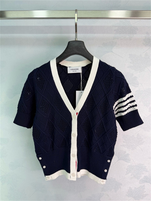 톰브라운 반팔 가디건 T12104 2026/신상