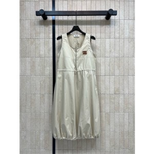 미우미우 민소매 원피스 M82996 2026/신상