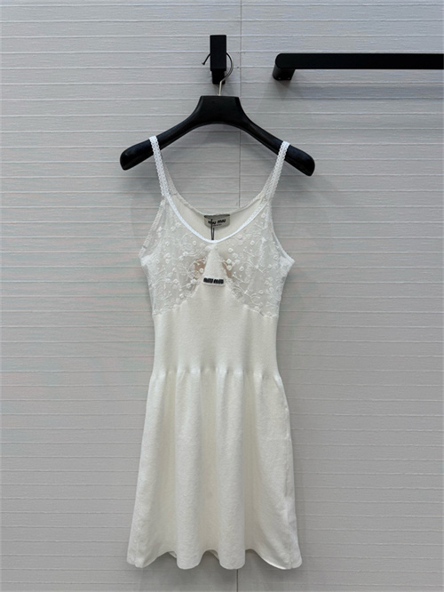 미우미우 민소매 원피스 M62906 2026/신상