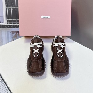 미우미우 여성용 스니커즈 M57976-2 2026/신상