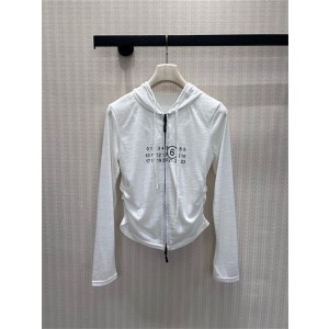 메종 마르지엘라 후드 자켓 M42309 2026/신상