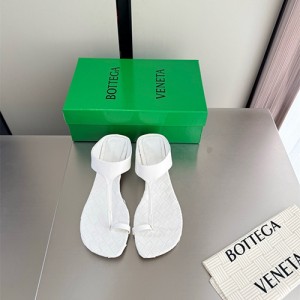보테가베네타 여성용 슬리퍼 (굽높이4CM) B28451-1 2026/신상