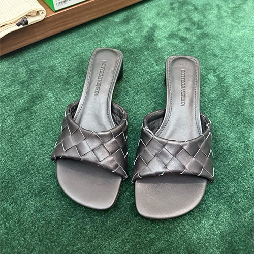 보테가베네타 여성용 슬리퍼 (굽높이4CM) B28654-1 2026/신상