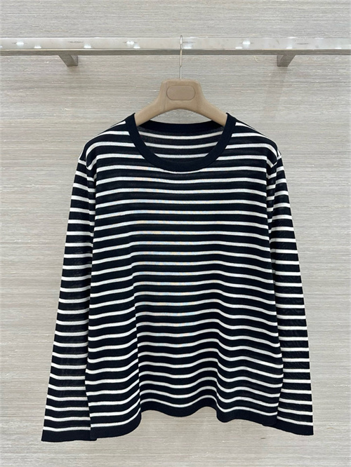 더로우 긴팔 티셔츠 T52553 2026/신상