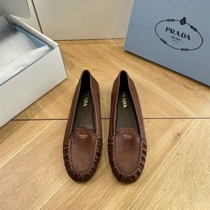 프라다 여성용 단화 P43634-2 2026/신상