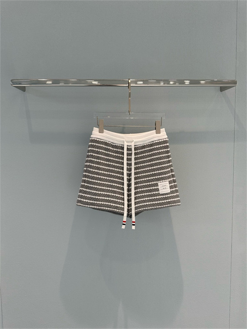 톰브라운 반바지 T52492 2026/신상