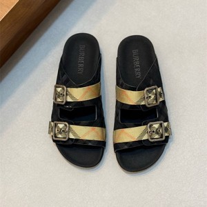 버버리 남성용 샌들 B75433-1 2026/신상