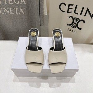 생로랑 여성용 슬리퍼 (굽높이5.5CM) Y67081-2 2026/신상