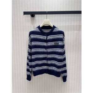 미우미우 긴팔 가디건 M23106 2026/신상