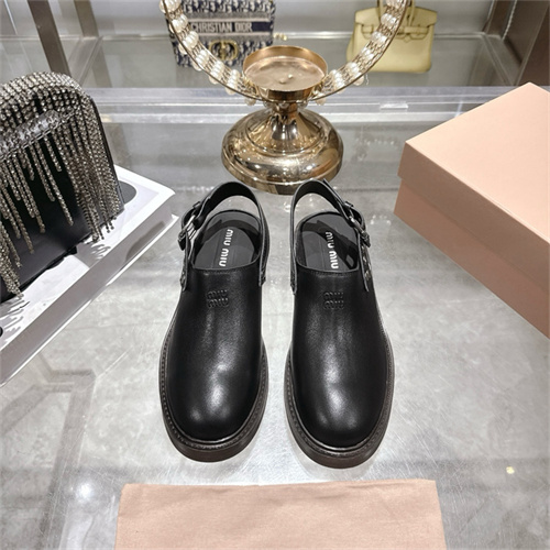 미우미우 여성용 샌들 M90548-2 2026/신상