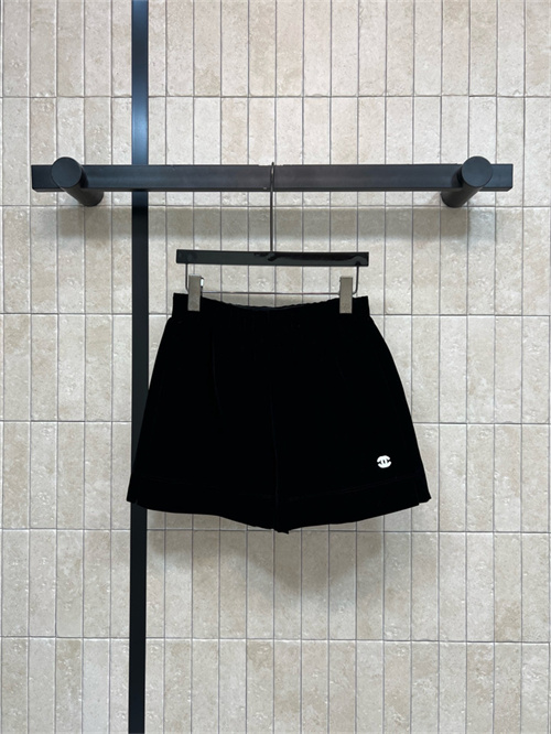 샤넬 반바지 C02603 2026/신상