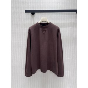 프라다 긴팔 티셔츠 P92309 2026/신상